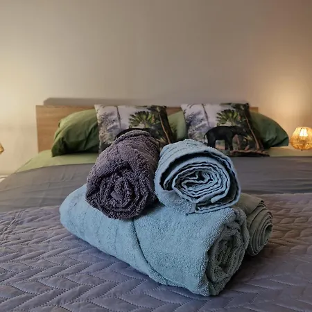 Apartament App Moonlight, Omisalj, Krk